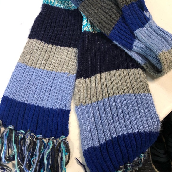 Scarf - Picture 1 of 1